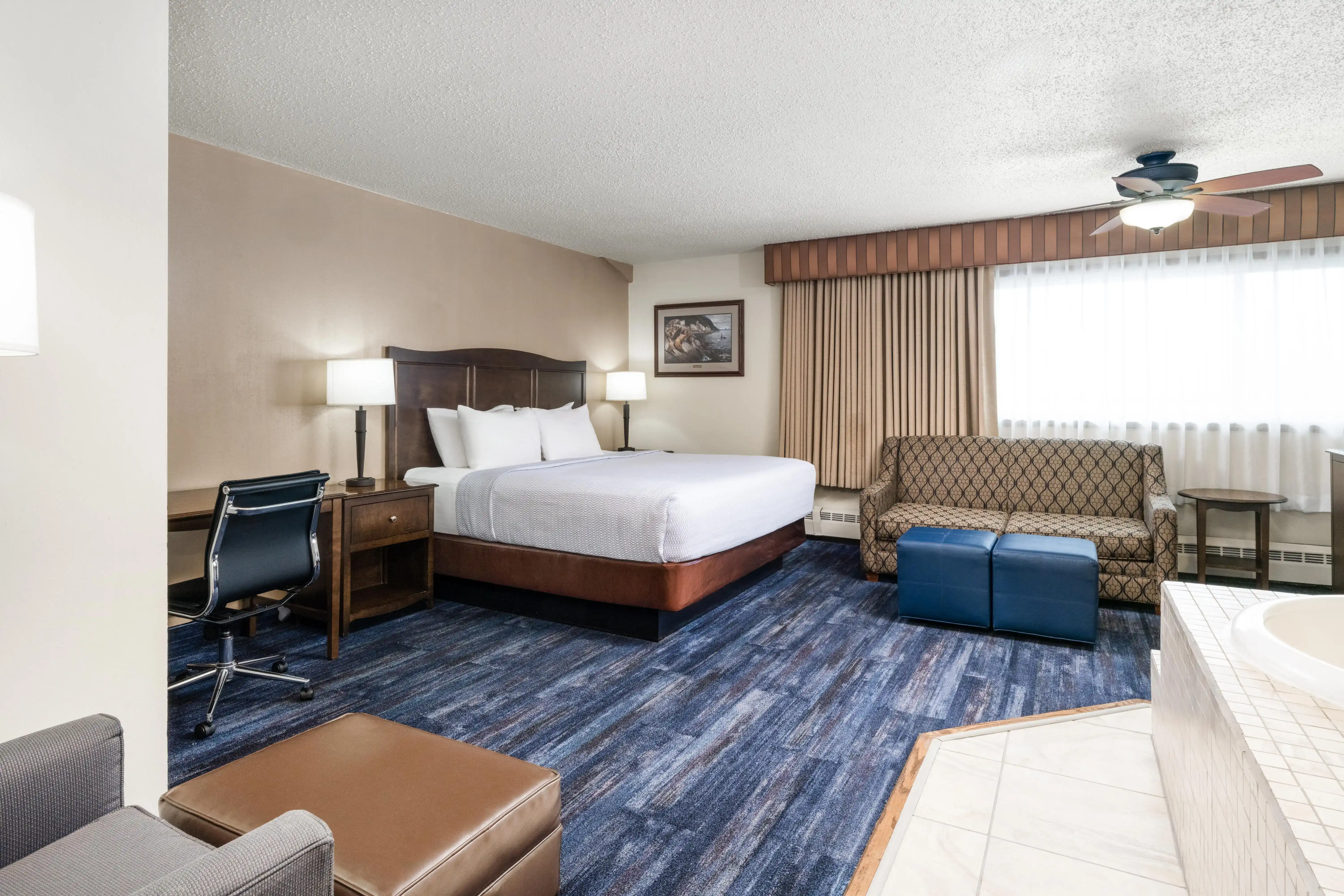 Honeymoon Suite 1