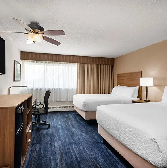 2 Queen Beds