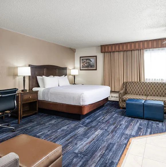 Honeymoon Suite